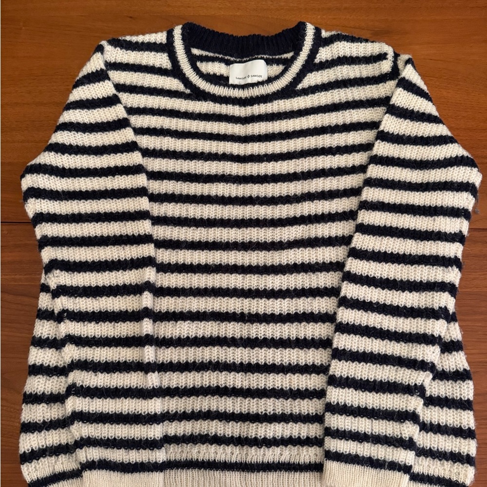 Samsoe Samsoe sweater - Size Medium